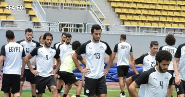 المنتخب يخوض مرانا صباحيا ببرج العرب وجنش يواصل الغياب.. صور