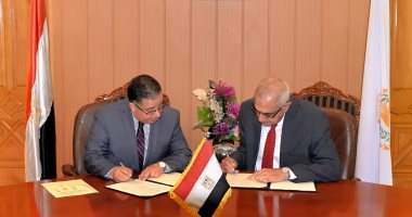 صور .. اتفاقية تعاون بين جامعة المنصورة والدلتا لتطوير القرى العشوائية 