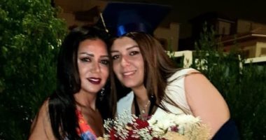 "أفتكر كل خطواتك من أول ولادتك".. هكذا هنأت رانيا يوسف ابنتها بالتخرج