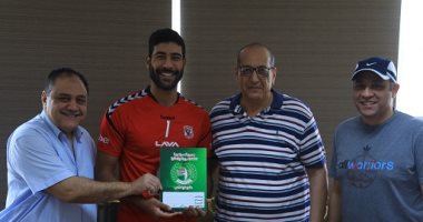 "طائرة" الأهلي تخطف أبوالسعود من الزمالك