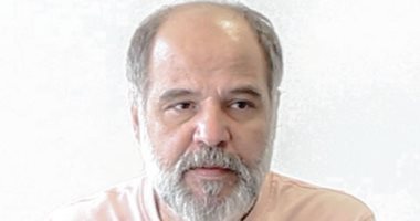   تعرف على الفنان الأردنى الحاصل على جائزة بينالى القاهرة الدولى للفنون