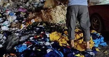 صور.. القمامة تحاصر أهالى سكان شارع قسم أول المحلة بالغربية