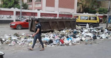 أهالى حى الجمهورية بالمحلة الكبرى يشكون من انتشار وتراكم القمامة