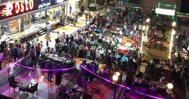 شكوى من تضرر سكان عقار بمنطقة الحصرى فى 6 أكتوبر من محلات أسفلهم