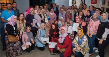 افتتاح معرض كنوز متحف المجوهرات الملكية بمشاركة 32 فنانا .. صور