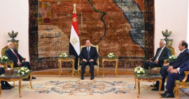 السيسى لرئيس مجلس النواب الليبيى: مستعدون لتقديم كافة الإمكانات من أجل مساعدة الأشقاء الليبيين على تسوية الأزمة .. ويؤكد: موقف مصر ثابت ولن يتغير تجاه دعم الجيش الوطنى الليبى