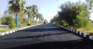 استكمال خطة رصف الطرق الداخلية بالوادى الجديد بتكلفة 65 مليون جنيه
