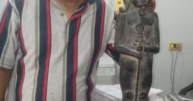 ضبط تمثال أثرى داخل سيارة أثناء مرورها بكمين إدفو فى أسوان.. صور