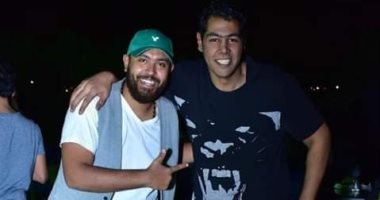 " كل سنه وأنت طيب يا موووورى "..مصطفى بسيط يهنئ عمر متولى بعيد ميلاده 