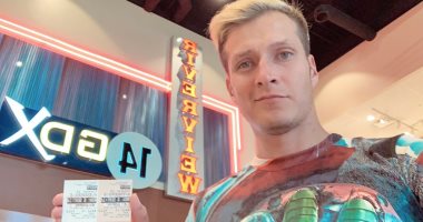 مجنون عالم مارفل يشاهد فيلم Avengers: Endgame 116 لتحطيم رقم Avatar