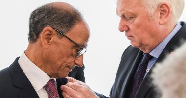 هانى عازر بعد تكريمه بألمانيا : الدولة المصرية تهتم بأبناءها فى الخارج وفخور بها