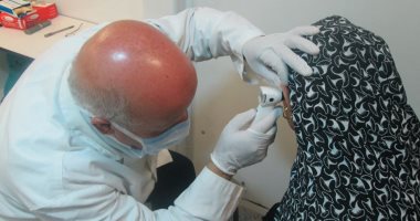 صور.. الكشف على 1765 مواطنا فى قافلة طبية بقرية السلام بالمنوفية