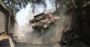 صور.. محافظ الجيزة: بدء إنشاء 84 وحدة سكنية لسكان "عشش السودان" بالدقى