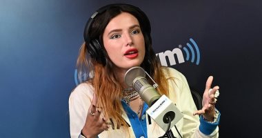 بيلا ثرون تروج لكتابها الجديد في إذاعة  SiriusXM..اعرف التفاصيل كاملة