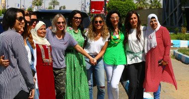 صور.. رسائل دينا الشربينى وشيرين رضا وحلا شيحا لمحاربة سرطان الثدى 