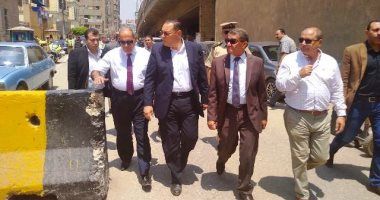 محافظ الشرقية ومدير الأمن يتفقدان شوارع الزقازيق ويشددان على إزالة الاشغالات