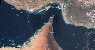 أمن الملاحة في مضيق هرمز يواجه مصالح ومبادرات أوروبية وأمريكية وروسية 
