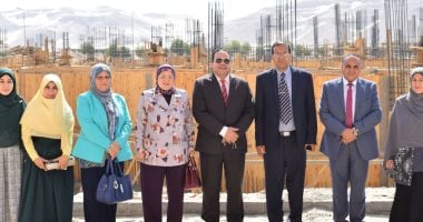 رئيس جامعة سوهاج يستقبل لجنة قطاع دراسات الطفولة ورياض الأطفال  