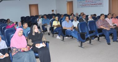 تدريب العاملين بمحافظة أسيوط على "القيادة الفعالة والتخطيط الاستراتيجى"