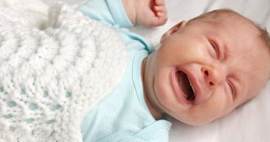 علامات تدل على إصابة طفلك بالفتق السرى .. عالجيه بسرعة