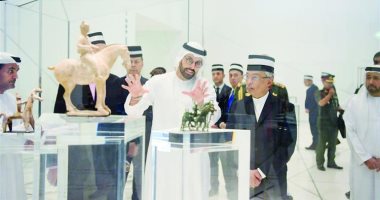 ملك ماليزيا يزور متحف اللوفر أبو ظبى بدولة الإمارات