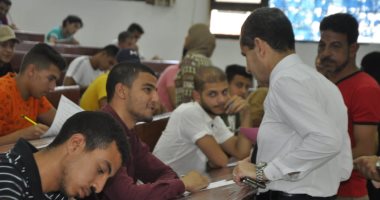 صور.. رئيس جامعة قناة السويس: تنظيم يوم الوافدين الأول للطلاب 22 يونيو الجارى