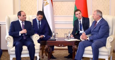 السيسى يلتقى رئيس وزراء بيلاروسيا ويرحب باستثمارات بلاده فى مصر