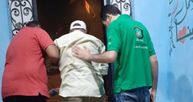 فريق أطفال بلامأوى ينقذ أطفالا ومشردين بالسويس