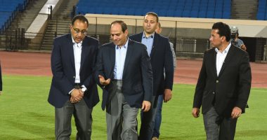 قبل أيام من بطولة "أمم إفريقيا".. السيسى يتابع أعمال تطوير استاد القاهرة
