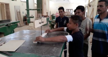 صور.. 120 ساعة تأهيلية لطلاب التعليم الفنى بالوادى الجديد لدخول امتحانات الدور الثانى