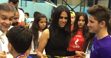 صور .. شيخة آل ثانى تشكر نجوم الرياضة للمشاركة فى دورى ساتوك للأيتام