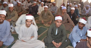 صور.. مدير أوقاف إسنا يطلب من أئمة المساجد بضرورة ترشيد المياه والكهرباء 
