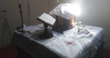 صور.. تعامد الشمس على المذبح القبلى فى كنيسة مار جرجس بالدقهلية