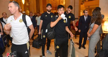 طلب غريب من بلماضى لنجوم منتخب الجزائر بعد الوصول إلى مصر