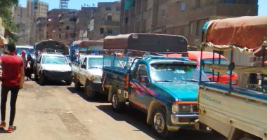 قارئ يشكو من موقف عشوائى للسيارات بمنطقة صفط اللبن بولاق الدكرور