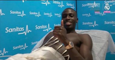 ميندى يجتاز الفحوصات الطبية فى ريال مدريد.. صور