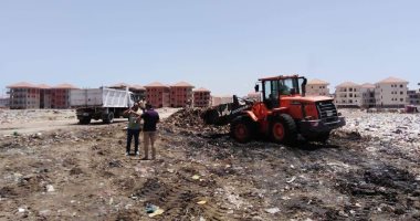 صور.. رأس البر تشن حملات لإزالة التعديات بمنطقة الامتداد العمرانى 