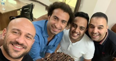 بعد احتفاله بعيد ميلاده.. أحمد مكى لـ على ربيع: أنا مش فاكر ميلادى أصلا