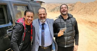 الجمهور مستنى .. شاهد 3 صور من كواليس تصوير فيلم "ولاد رزق 2"