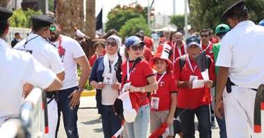  توافد الجماهير على استاد القاهرة لدعم الفراعنة أمام زيمبابوى