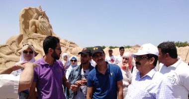 صور.. هيئة تنشيط السياحة تنظم رحلة لـ30 سيناوى لمعالم البحر الأحمر