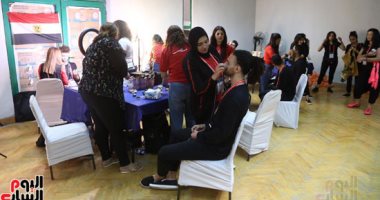 استعدادات وتجهيزات الشباب المنظمين لحفل افتتاح أمم أفريقيا