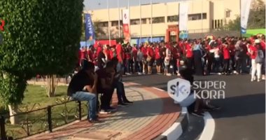 السيستم حلو مافيش كلام.. شوف بعيون سوبر كورة روعة التنظيم فى دخول الجماهير