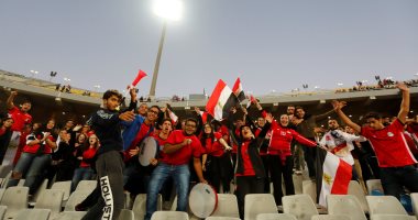 فيديو معلوماتى.. مش الألعاب النارية بس.. 10 ممنوعات فى مدرجات أمم أفريقيا