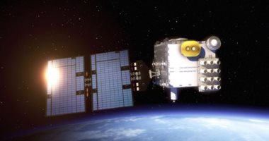 غدا.. إطلاق أقمار صناعية لتتبع الأعاصير على مركبة Falcon Heavy 