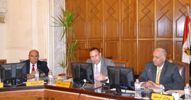 محافظ الإسكندرية: اختيار 10 مناطق لرفع كفاءتها بعد نجاح تطوير محيط الاستاد