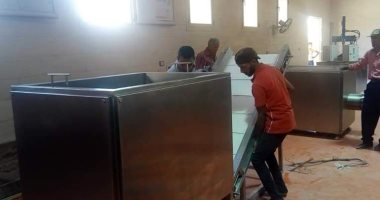صور.. مجمع تمور الوادى الجديد يتسلم معدات حديثة من جائزة خليفة بـ20 مليون جنيه 