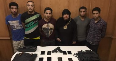 ضبط تشكيل "ميرفت والقط" لسرقة الهواتف المحمولة فى الغربية 