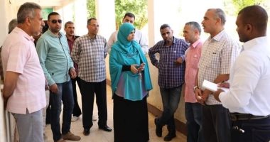 صور.. تعليم الوادى الجديد يدشّن فصول فندقية للعام الدراسى الجديد