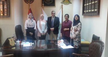 جامعة بنها تتعاون مع نقابة الصيادلة لدعم مشروع حضانات المستشفى الجامعى
